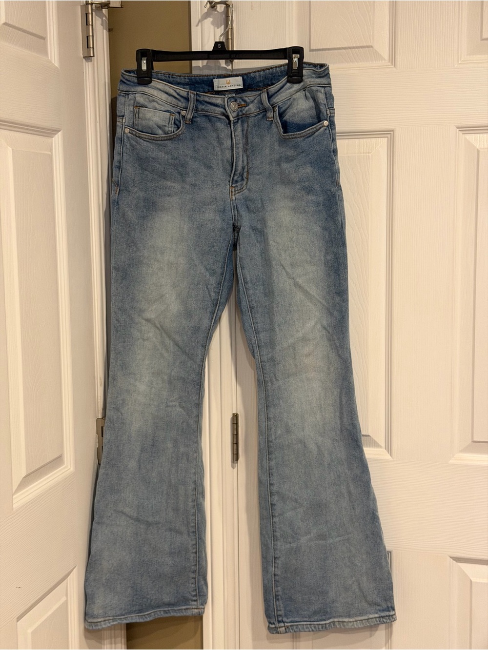Light Blue Women's Flare Jeans - Classic Light Wash
